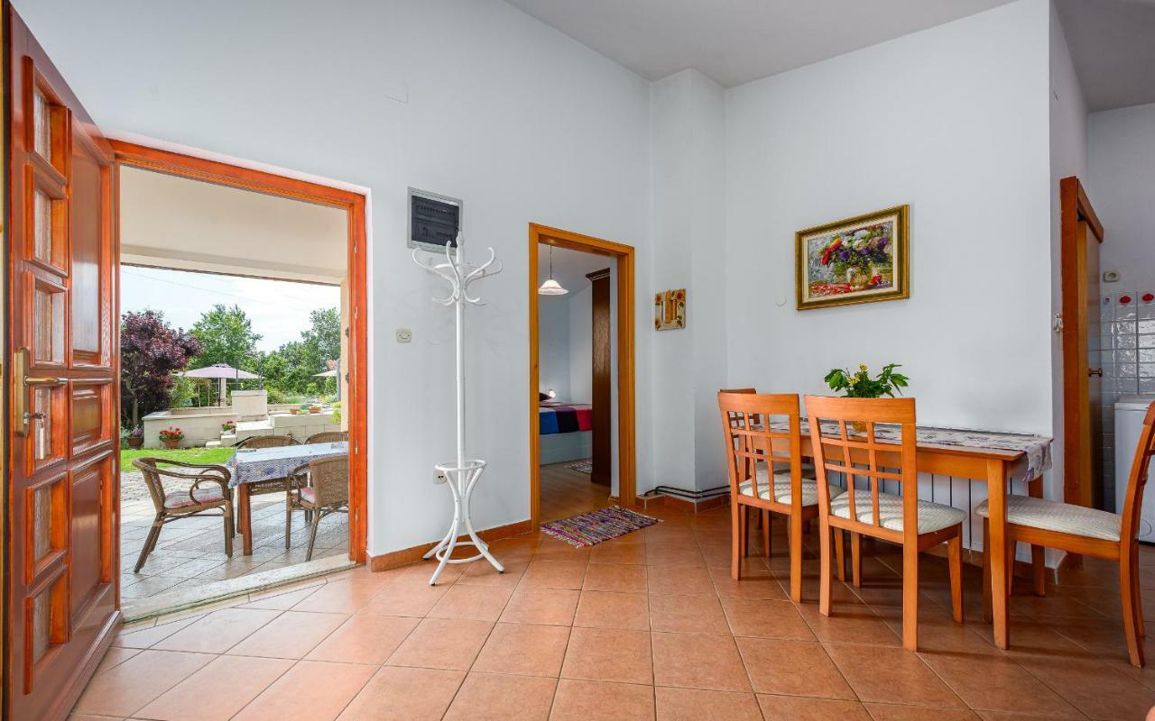 Hacienda Rosemary Villa Muntić Exteriör bild