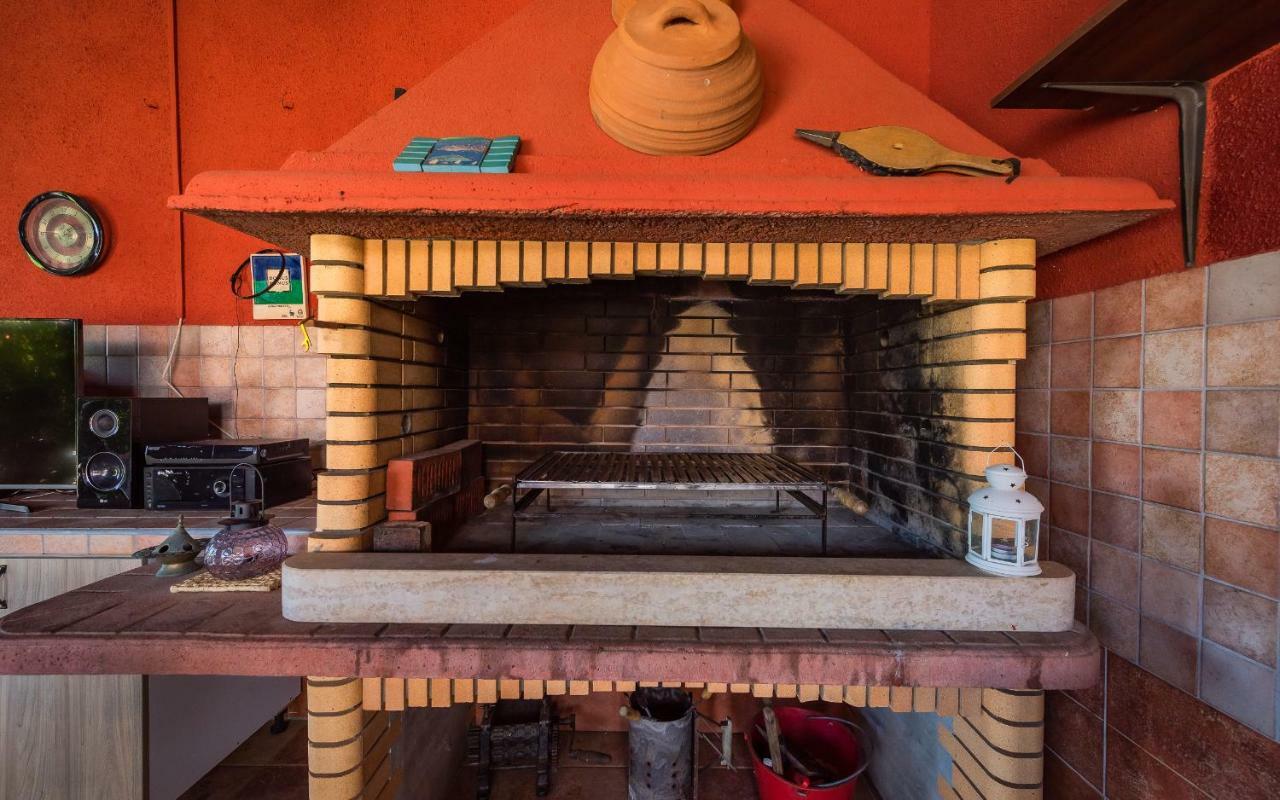 Hacienda Rosemary Villa Muntić Exteriör bild
