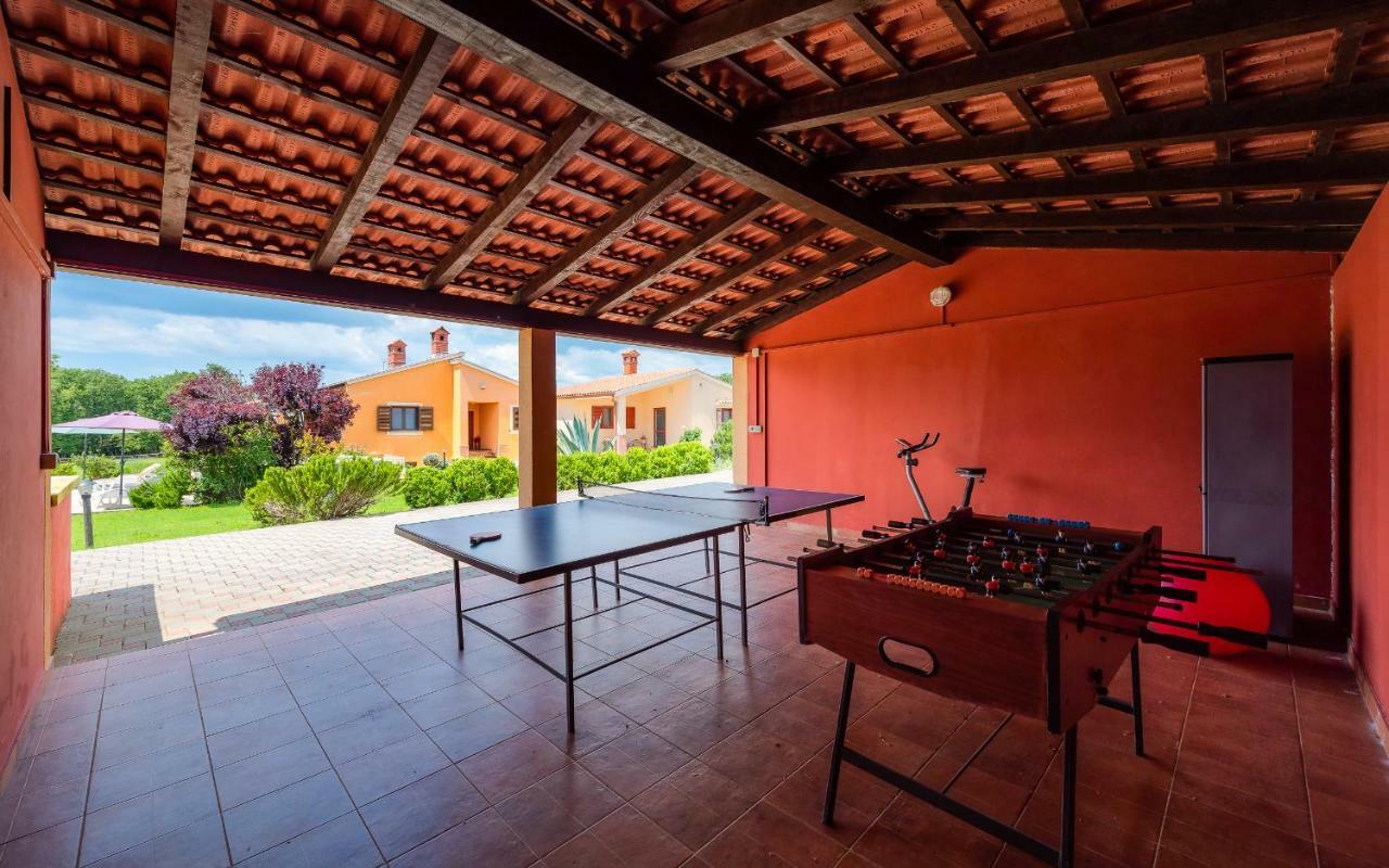 Hacienda Rosemary Villa Muntić Exteriör bild